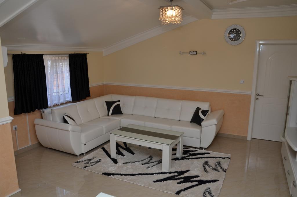 Apartments Royal Menex Požarevac Værelse billede